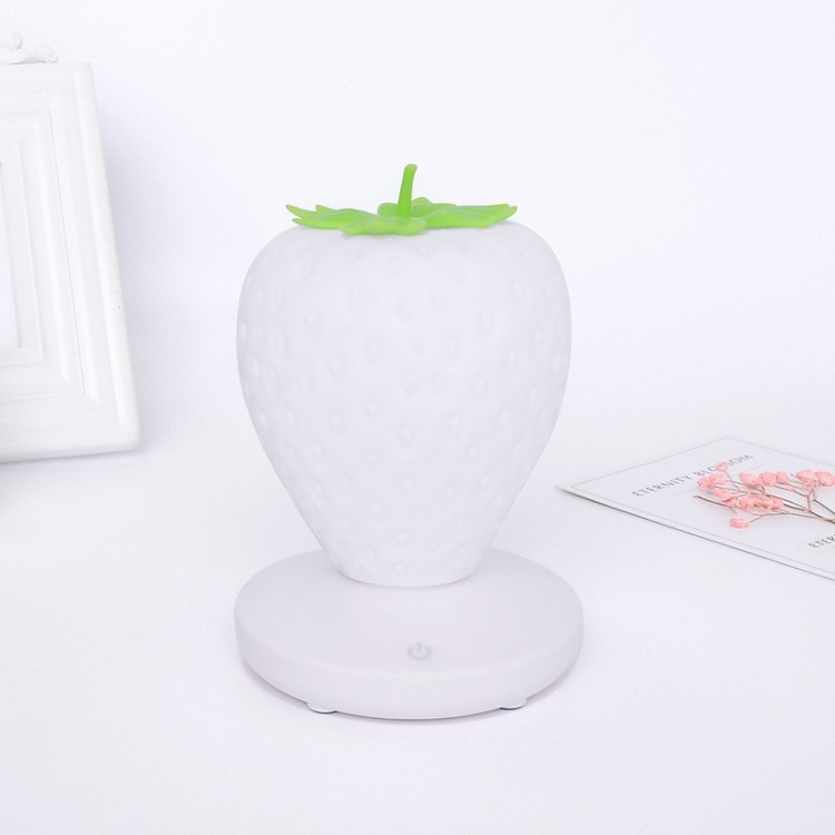 Силиконовый LED светильник-ночник "Клубника", 3 цвета