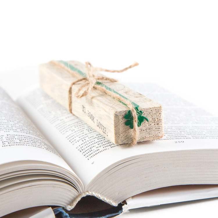 Закладка для книг "Клевер"