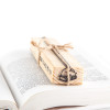 Закладка для книг "Кошка на книгах"