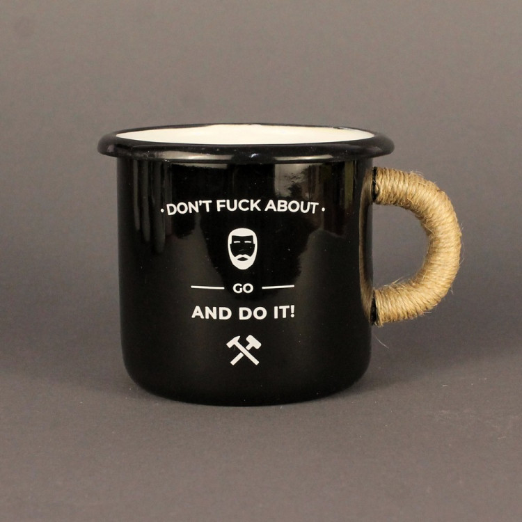 Емальована чашка з принтом "Don't fuck about go and do it" чорна