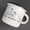 Емальована чашка з принтом "The adventure" біла
