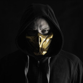 Маска Скорпіона Netherrealm Rage з гри Mortal Kombat 11 (золото)