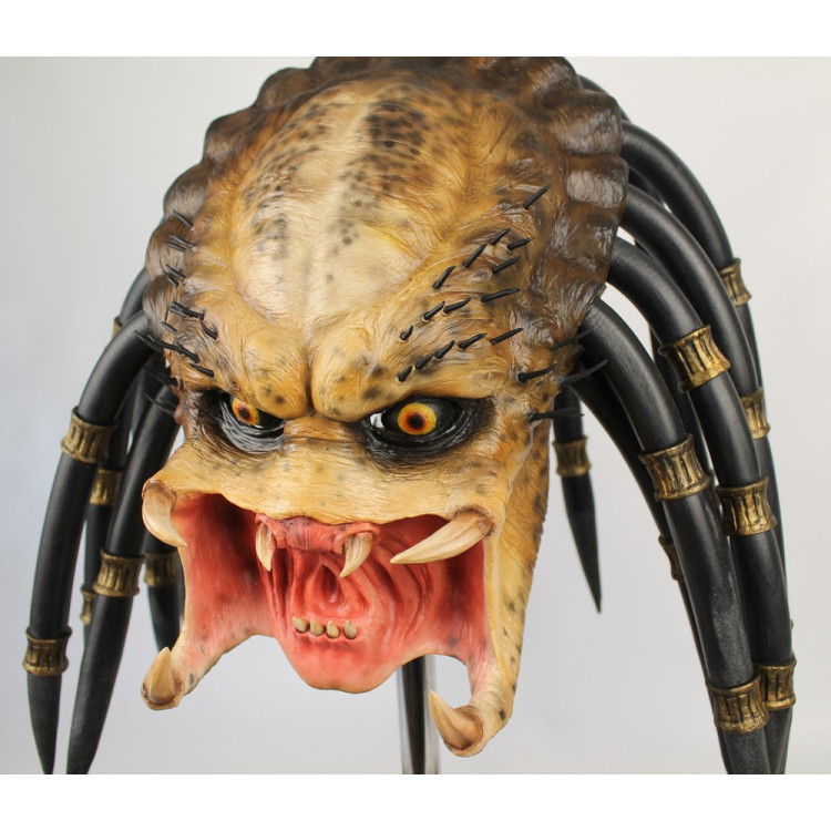Маска Predator из фильма "Хищник"