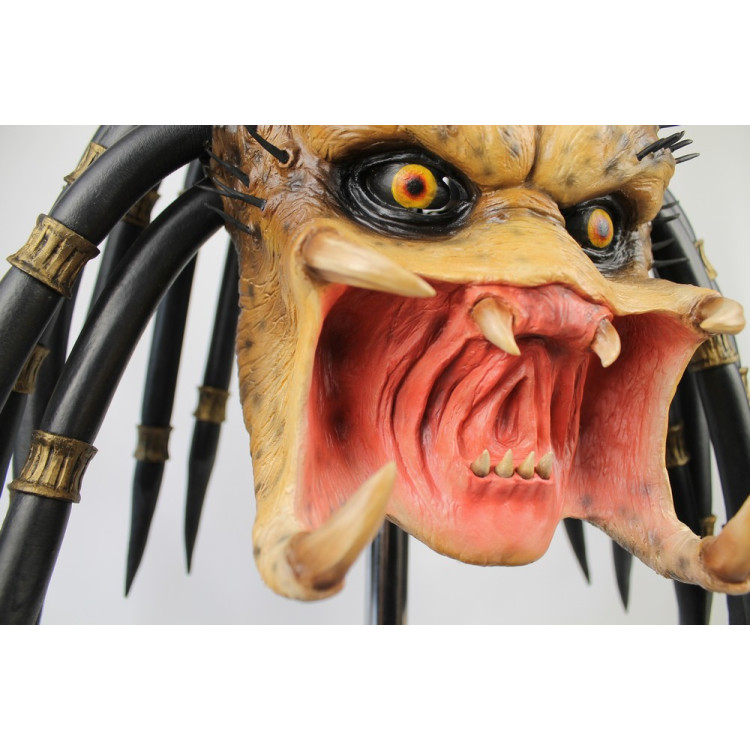 Маска Predator из фильма "Хищник"