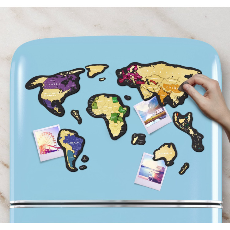 Скретч-карта мира Travel Map "Magnetic World" на английском языке